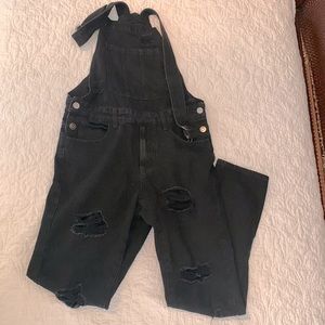 Forever 21 Black Jean overalls. Size XS